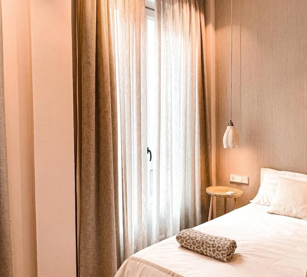 Apartamento La Alcoba De Los Reyes Catolicos, Parking Gratis Granada